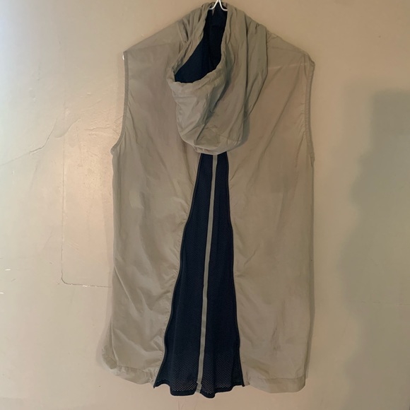 Nike Running Vest - Picture 4 of 7